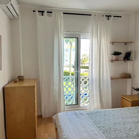 Family Apartment, Apartament *